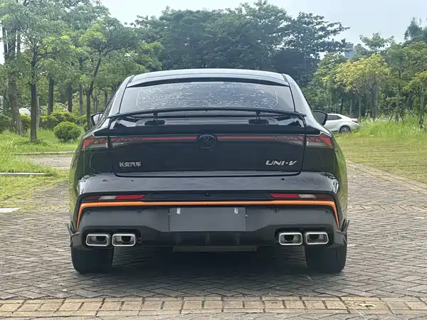 Changan UNI-V 2024