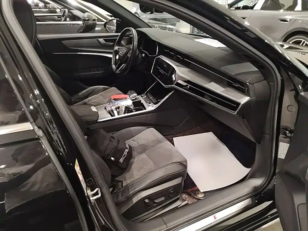 Audi A6L 2021 — фото 25