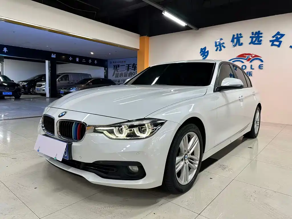 BMW 3 Series 2016 — фото 1