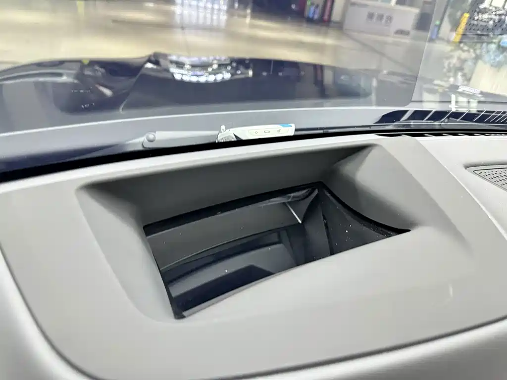 BMW X5 2025 — фото 17