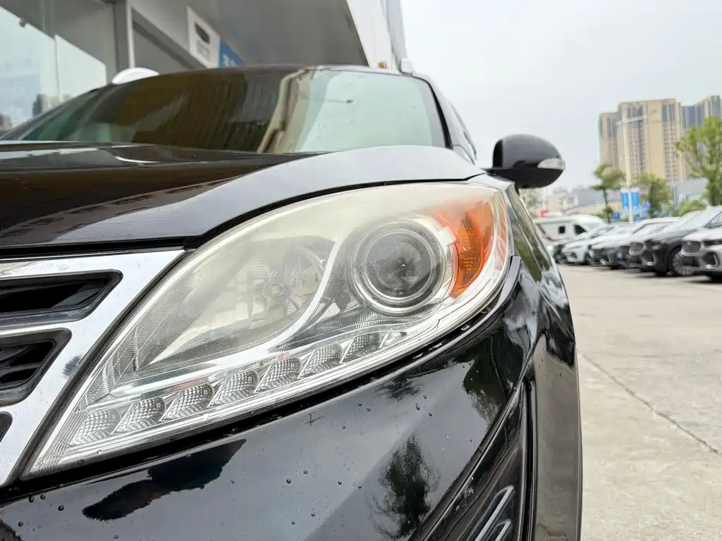 GAC Motor Trumpchi GS5 2015 — фото 8