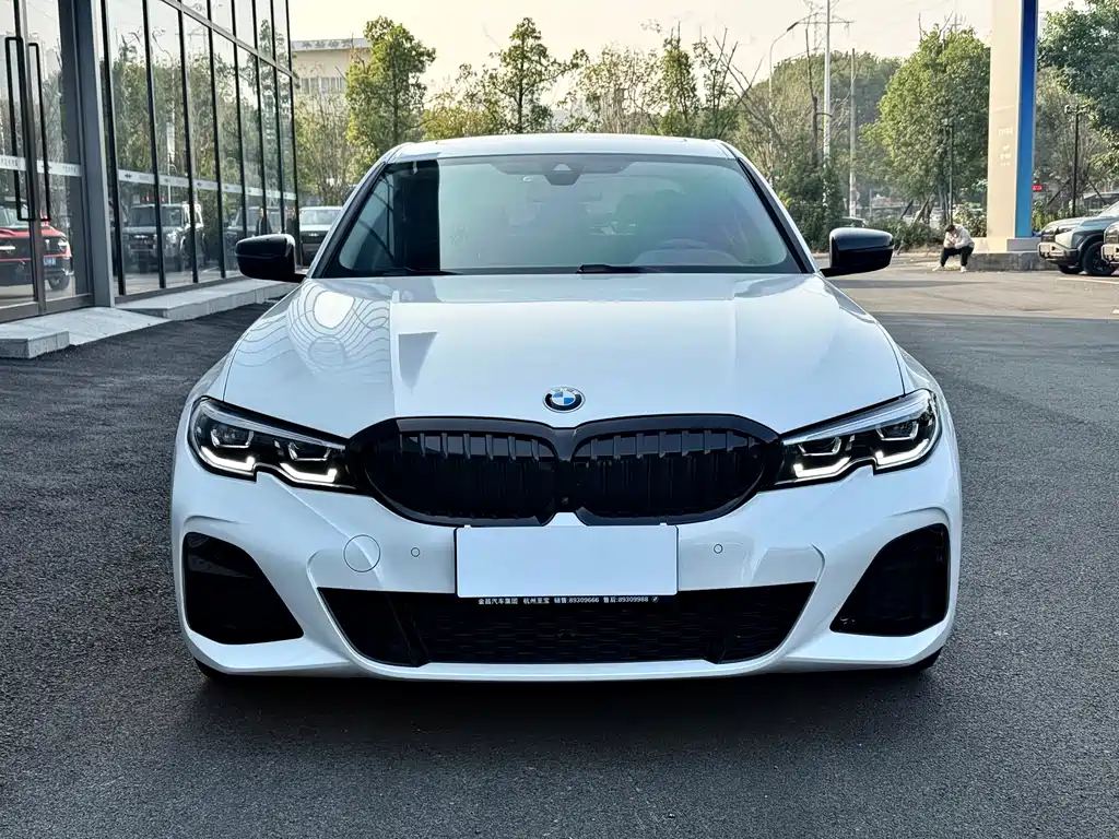 BMW 3 Series 2021