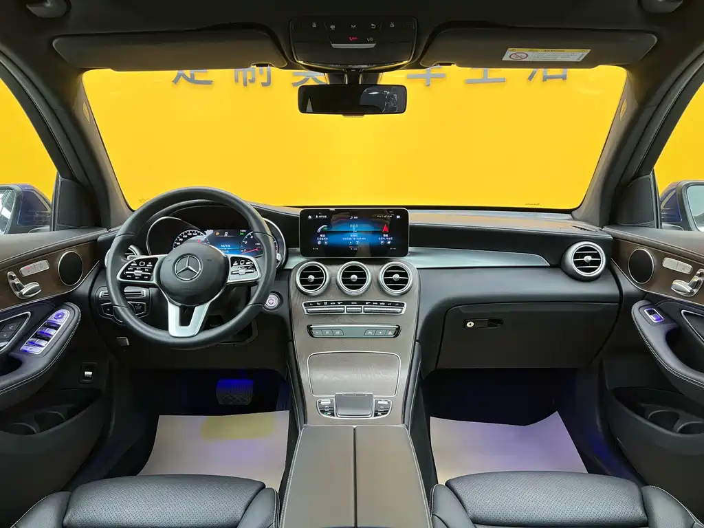 Mercedes-Benz GLC 2020 — фото 14