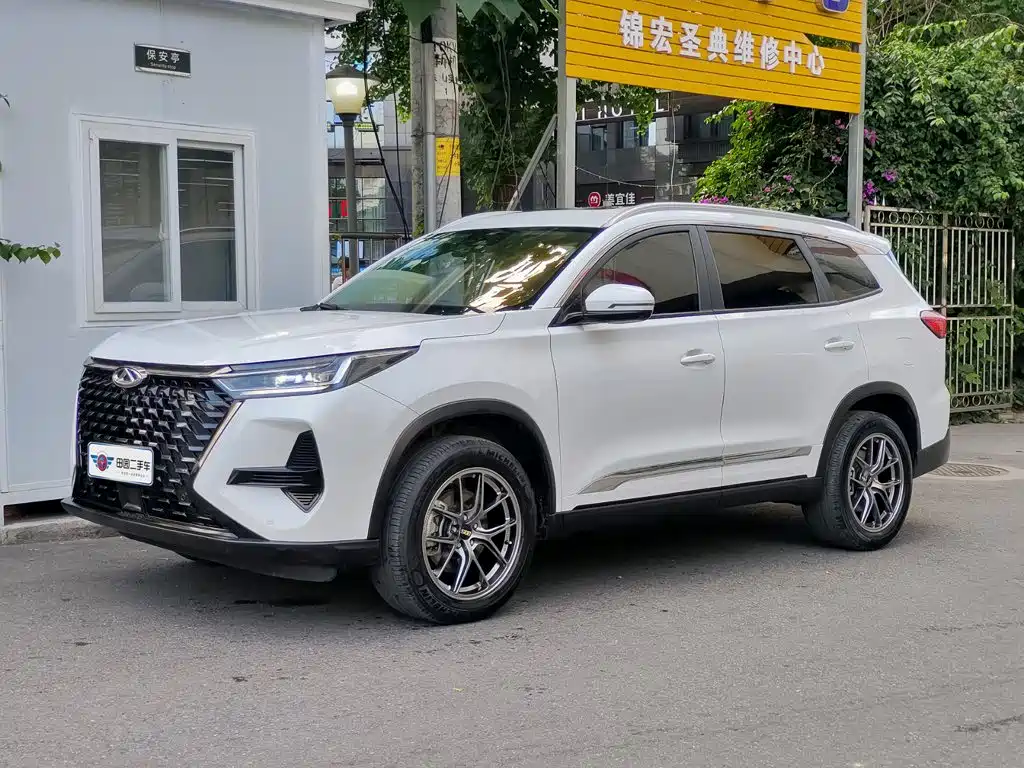 Chery Tiggo 8 PRO New Energy 2024 — фото 1