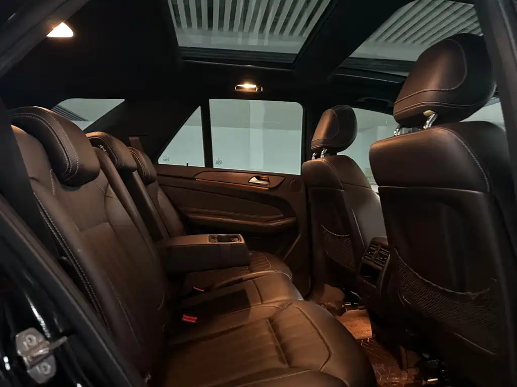 Mercedes-Benz GLE 2019 — фото 20