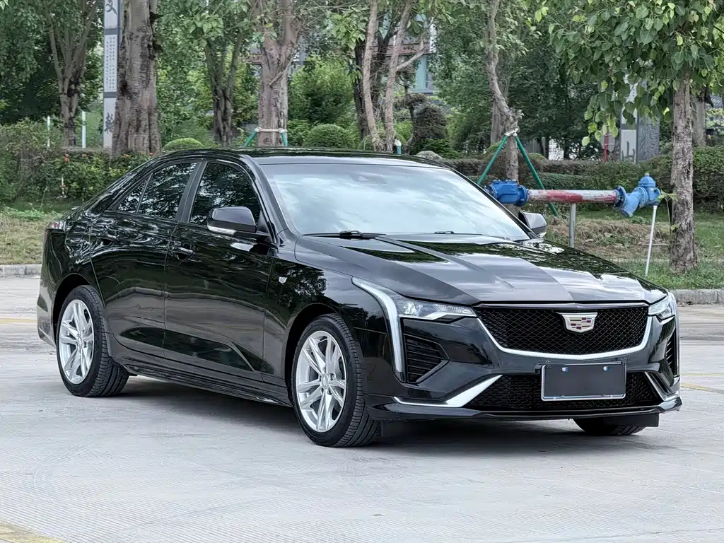 Cadillac CT4 2022 — фото 3