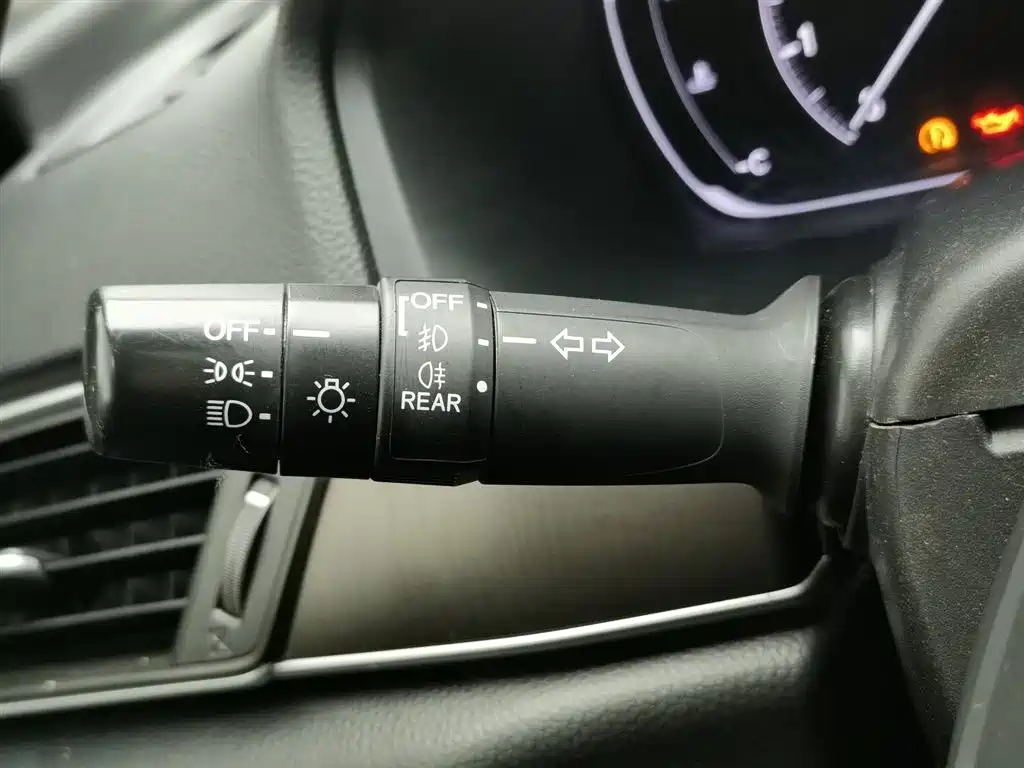 Honda Accord 2019 — фото 21
