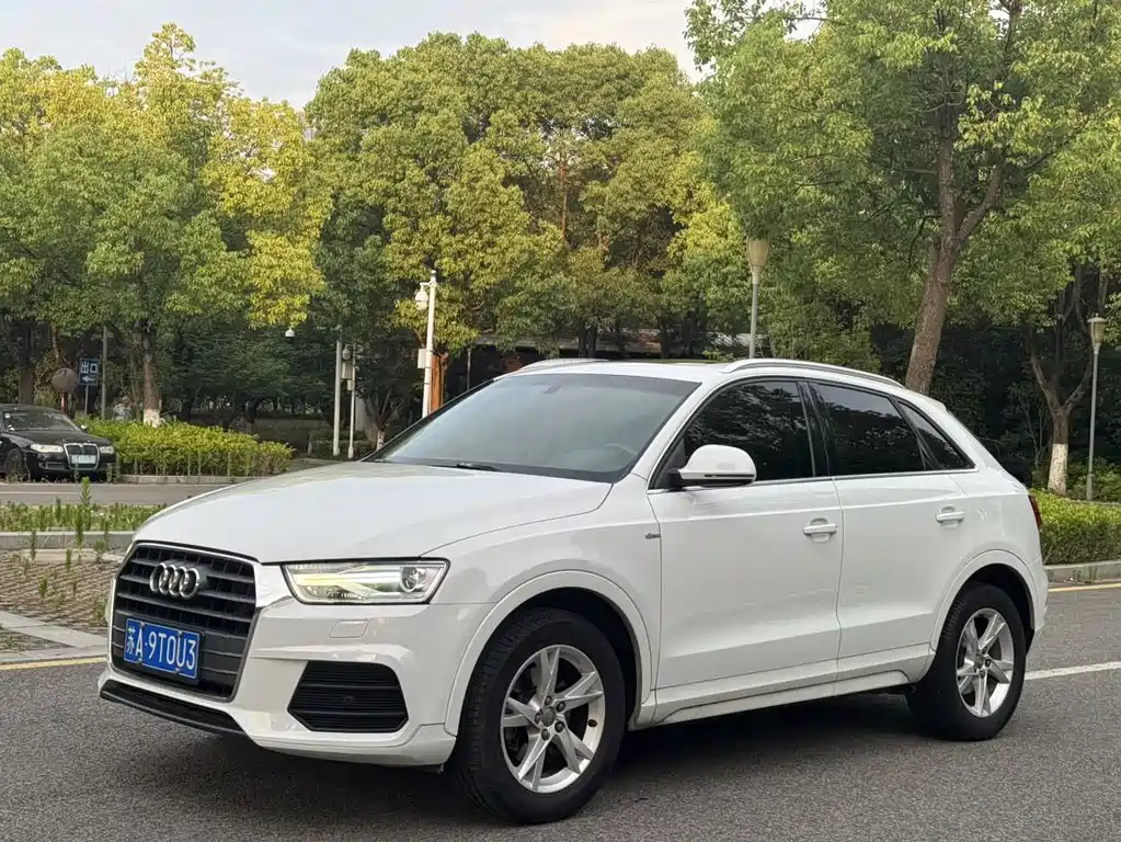 Audi Q3 2016 — фото 1