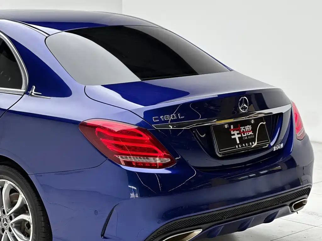 Mercedes-Benz C-Class 2018 — фото 12