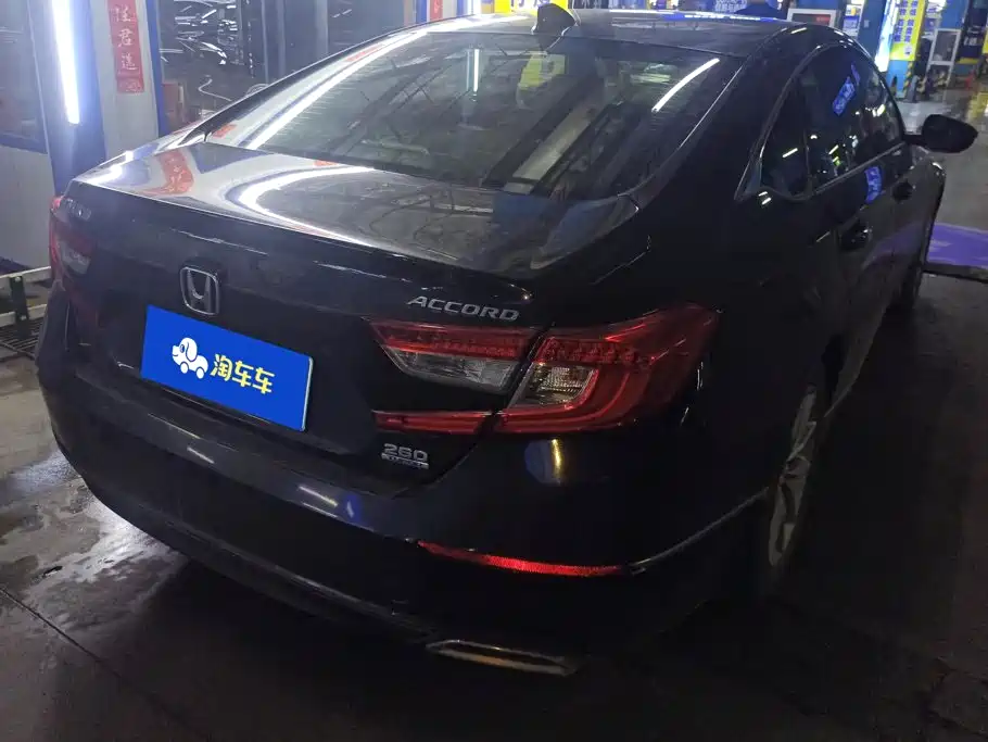 Honda Accord 2019 — фото 3