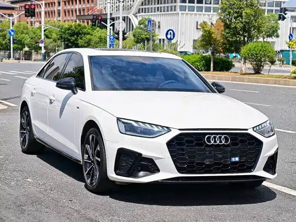 Audi A4L 2023