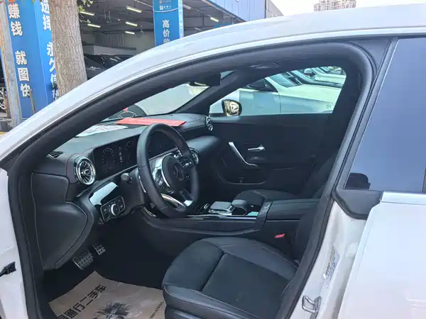 Mercedes-Benz CLA 2020