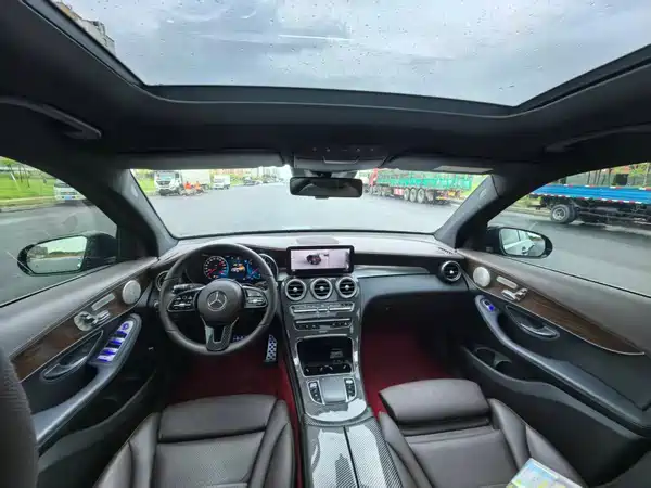 Mercedes-Benz GLC 2021