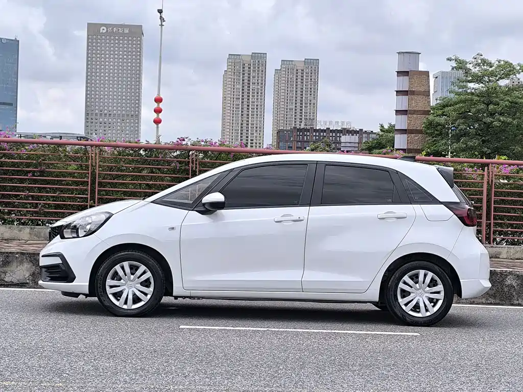 Honda Fit 2023 — фото 8