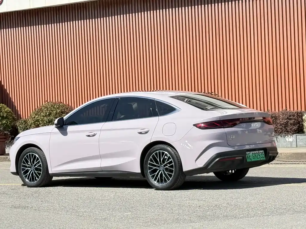 BYD Qin L 2025 — фото 5