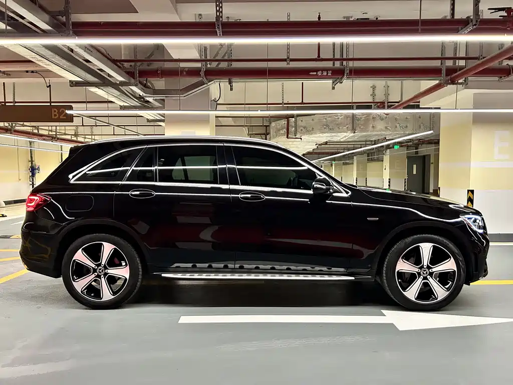 Mercedes-Benz GLC 2023 — фото 6