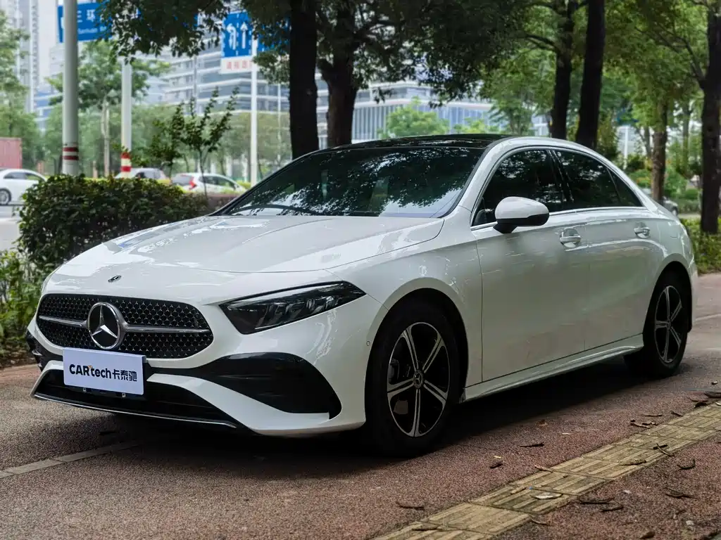 Mercedes-Benz A-Class 2023 — фото 1