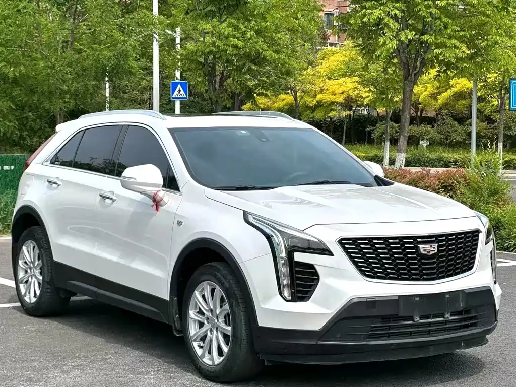 Cadillac XT4 2020 — фото 3