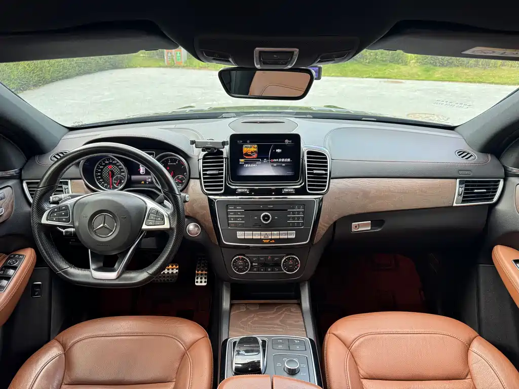 Mercedes-Benz GLE Coupe AMG 2019 — фото 11
