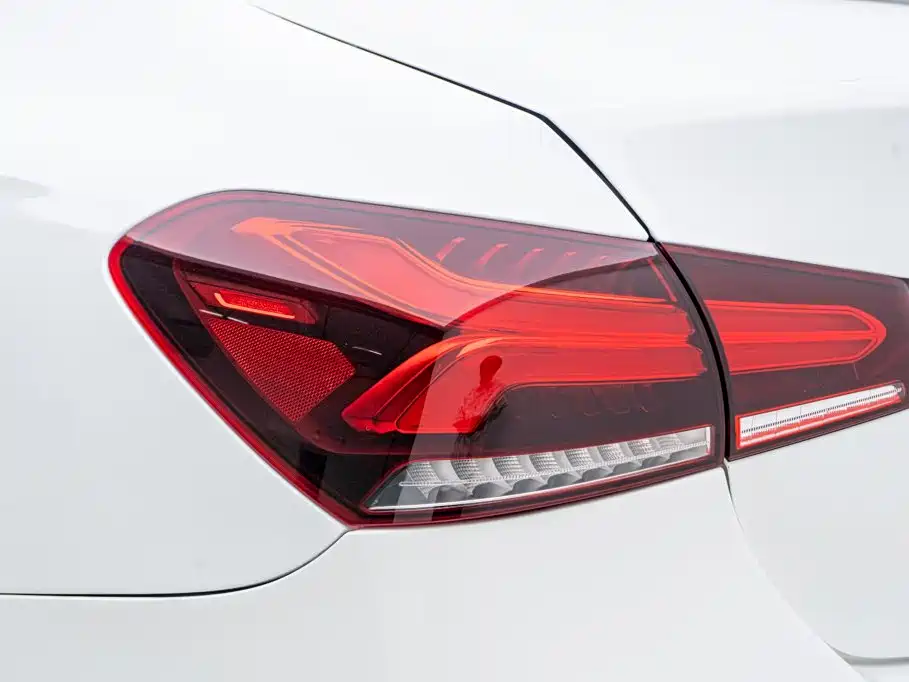 Mercedes-Benz A-Class 2021 — фото 18