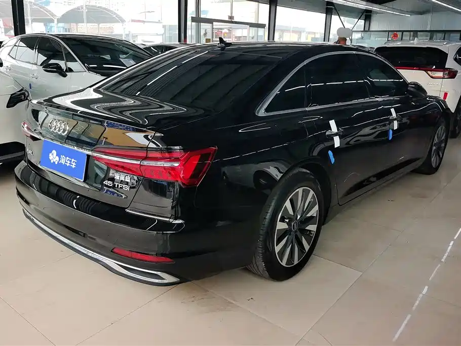 Audi A6L 2023