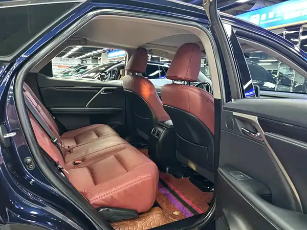 Lexus RX 2022