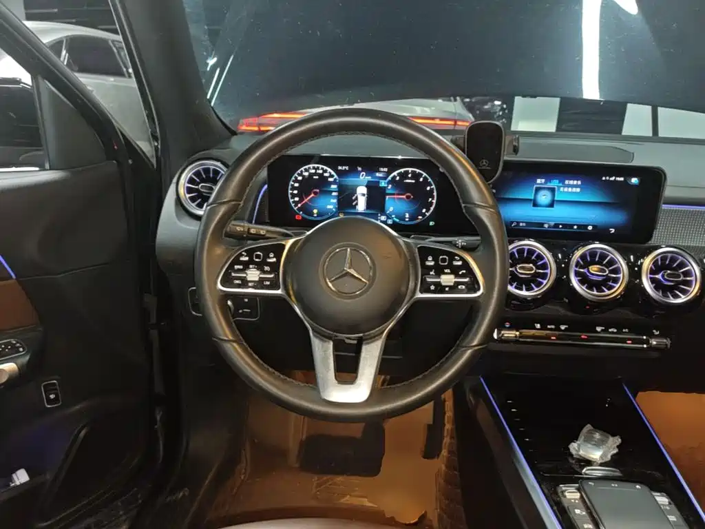Mercedes-Benz GLB 2023 — фото 11