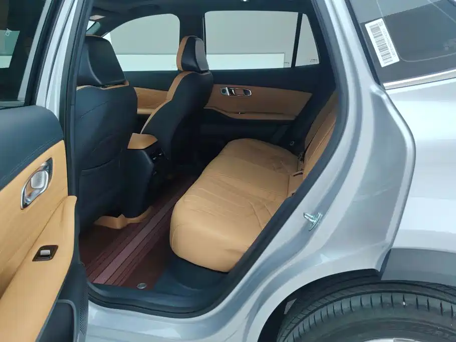Geely Galaxy Starship 7 2025 — фото 11