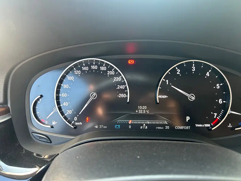 BMW 5 Series 2017 — фото 14