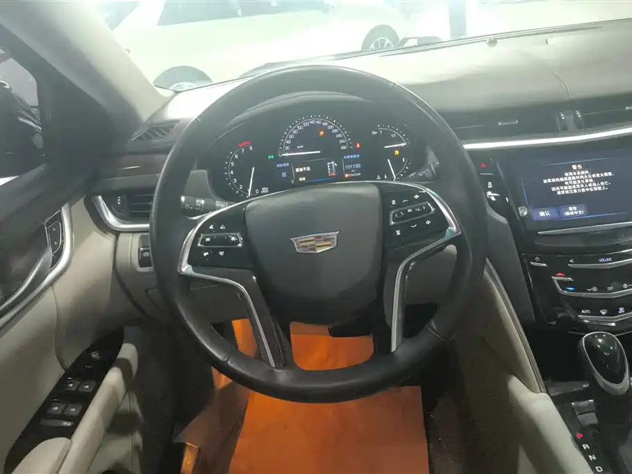 Cadillac XTS 2017 — фото 15