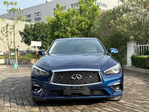 Infiniti Q50L 2020