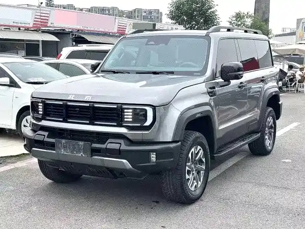 BAIC BJ40 2025
