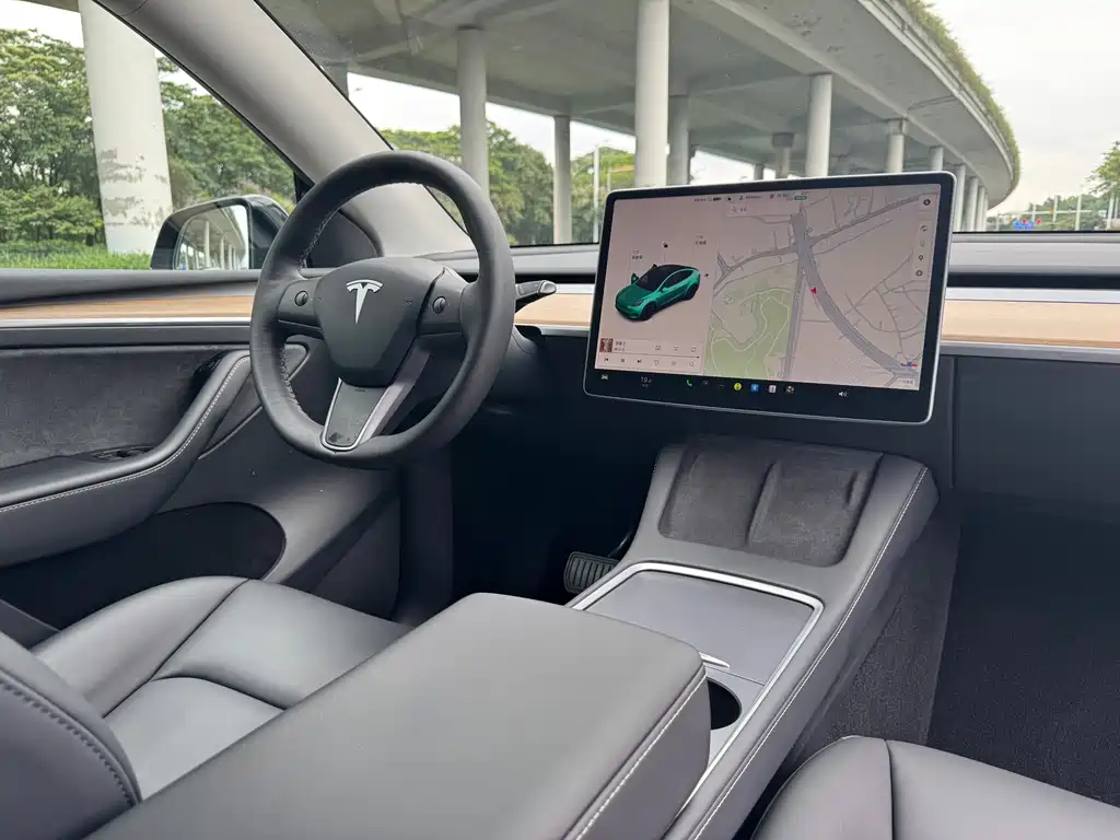 Tesla Model Y 2021 — фото 15
