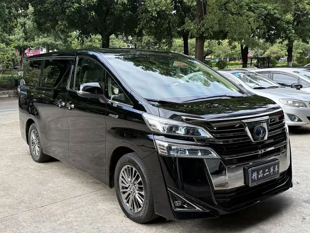 Toyota Vellfire 2020