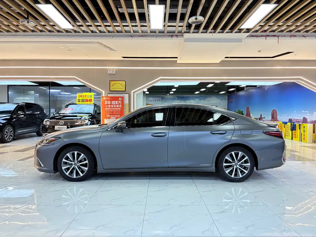 Lexus ES 2020 — фото 2