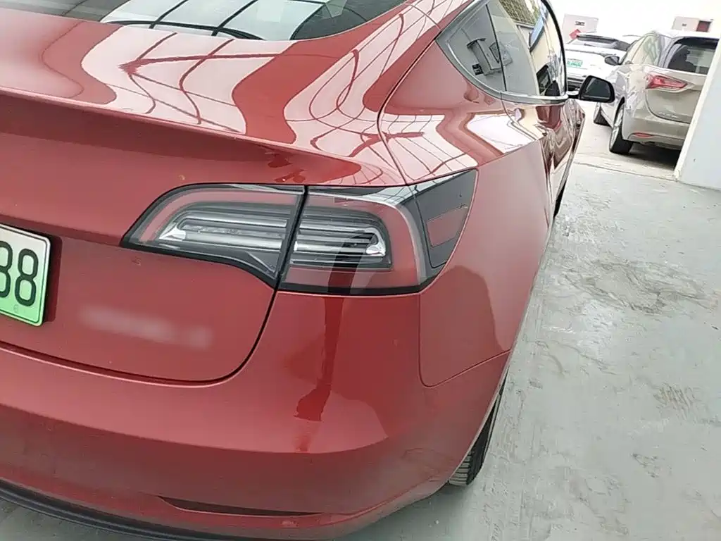 Tesla Model 3 2022 — фото 8