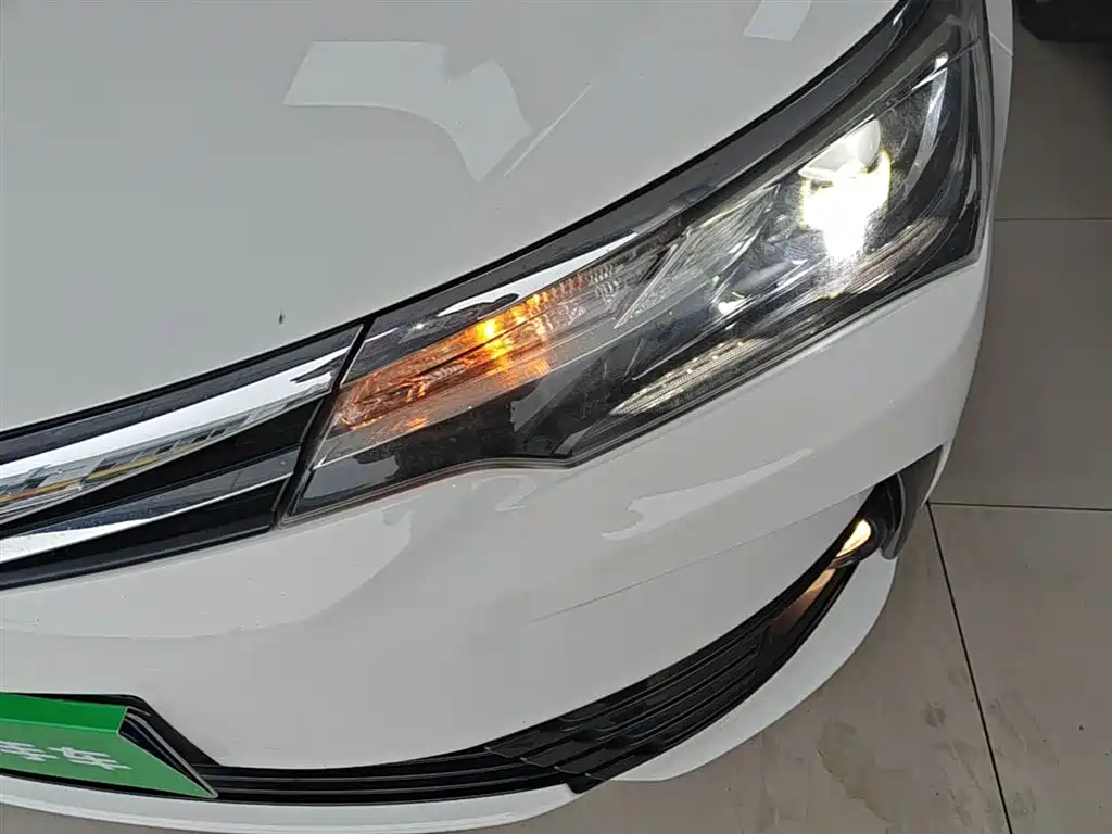 Toyota Corolla 2019 — фото 24