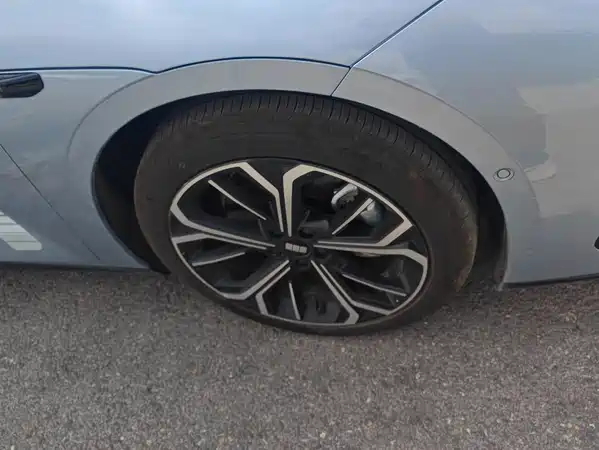 Geely Galaxy E8 2025
