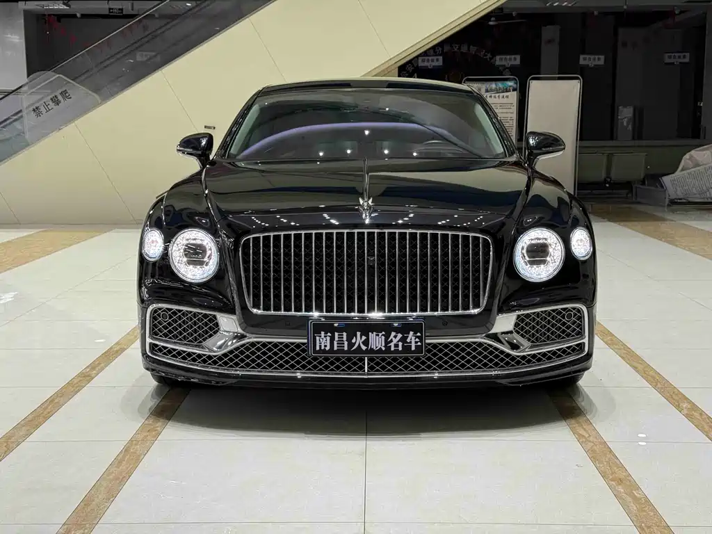 Bentley Flying Spur 2022 — фото 2
