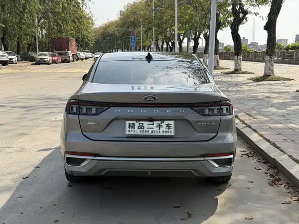 Ford Mondeo 2022