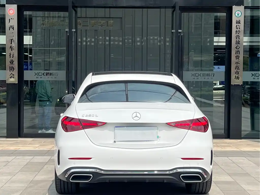 Mercedes-Benz C-Class 2023 — фото 5