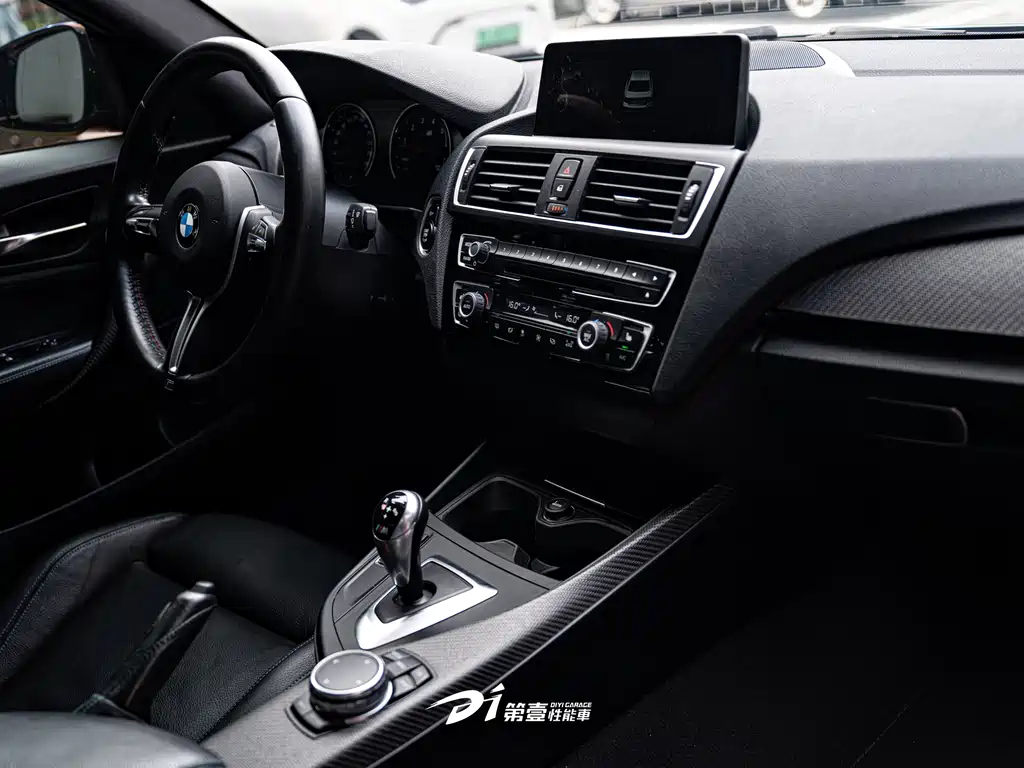 BMW M2 2016