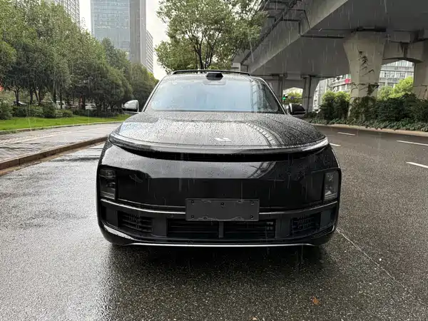 Li Auto L8 2024