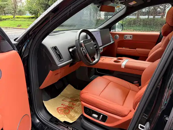 Li Auto L8 2024