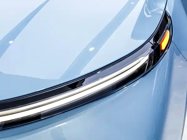 Li Auto L8 2025