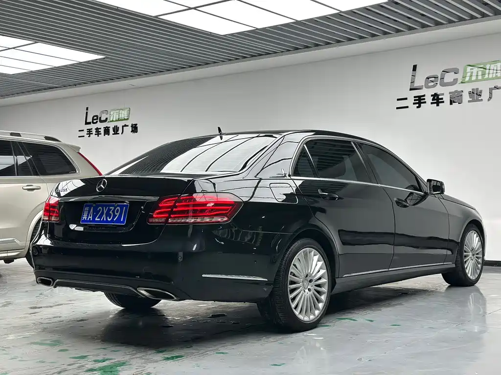 Mercedes-Benz E-Class 2014 — фото 12