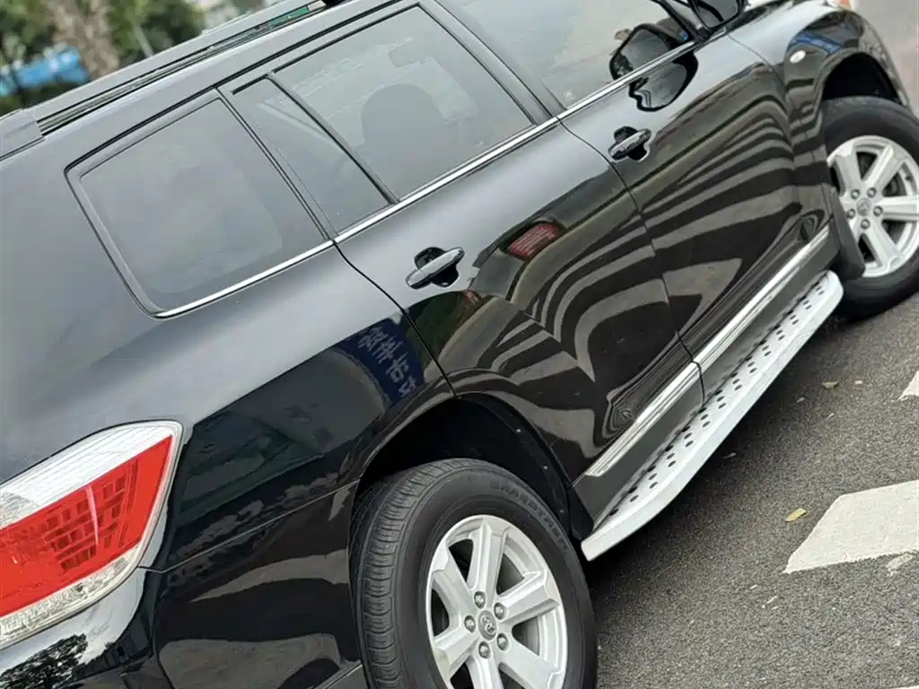 Toyota Highlander 2014 — фото 9
