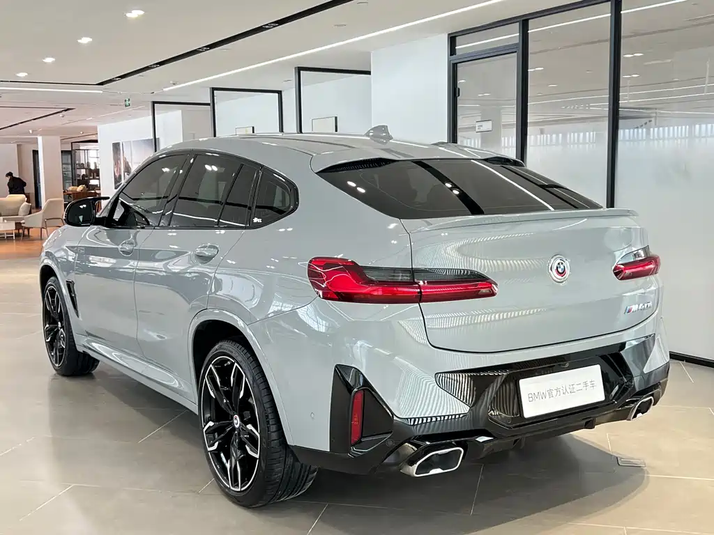 BMW X4 M40i 2022 — фото 22