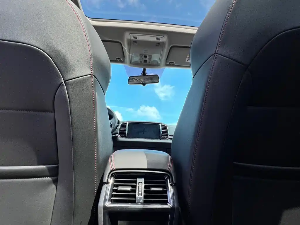 Skoda Karoq 2022 — фото 16