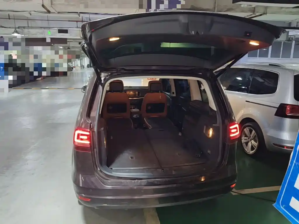Volkswagen Sharan 2018 — фото 19